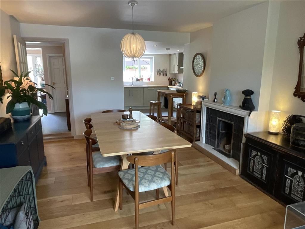 Property photo 1 of 28 Dining Room