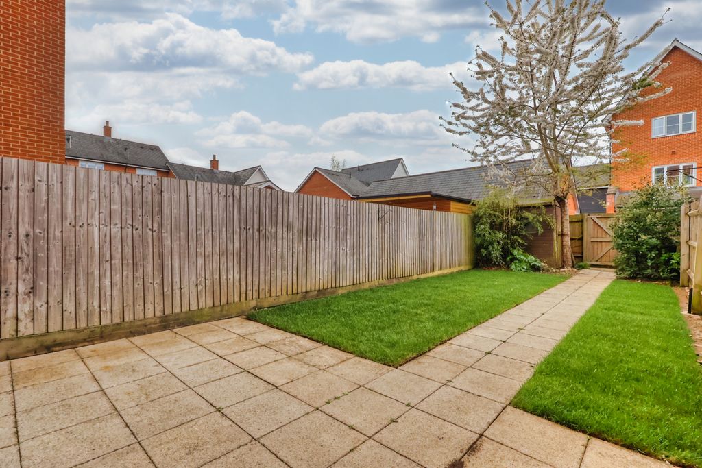 Property photo 3 of 14 Picture No. 05