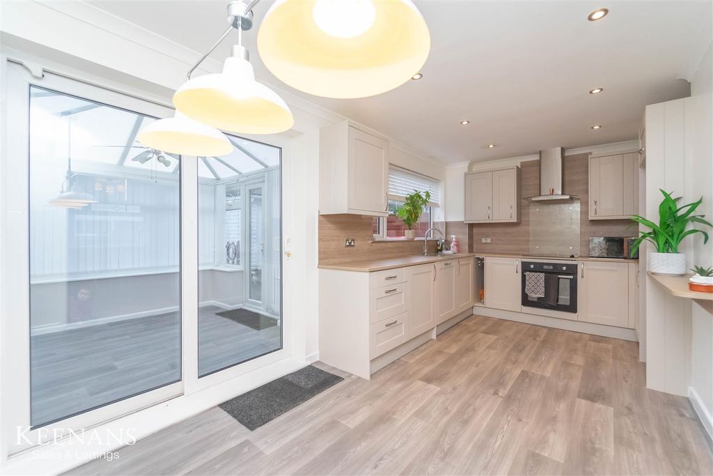 Property photo 3 of 24 3.Jpg