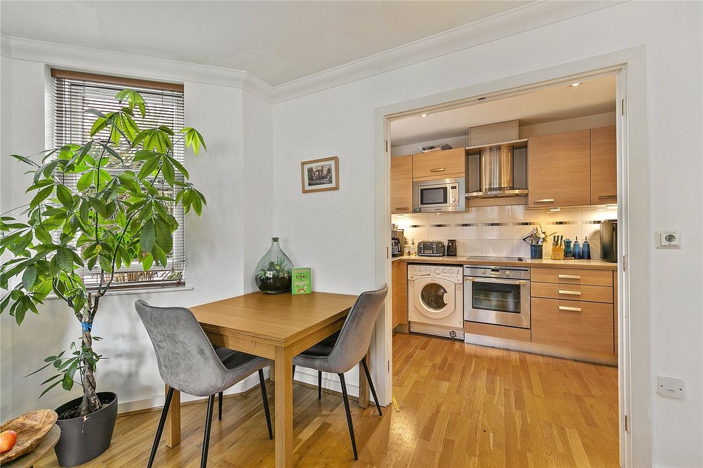 Property photo 3 of 9 Picture No. 26