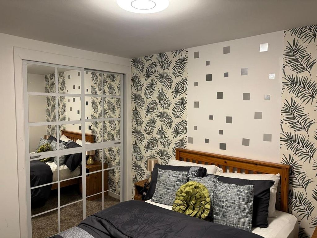 Property photo 2 of 16 4B.Jpg