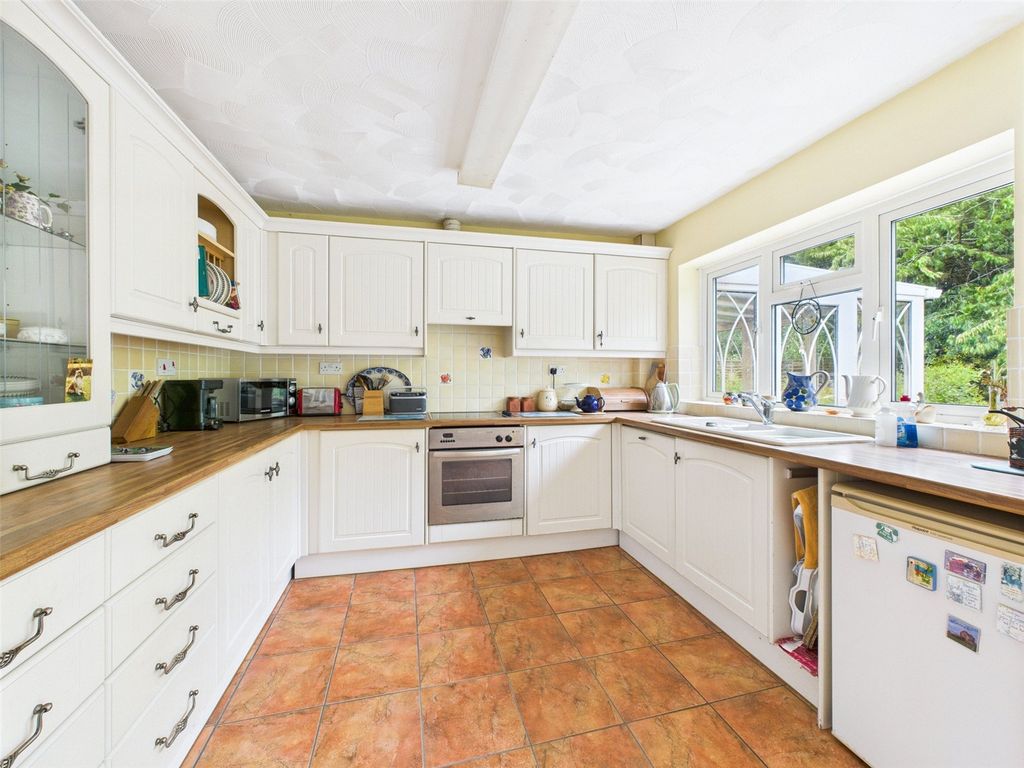 Property photo 3 of 22 Picture No. 20