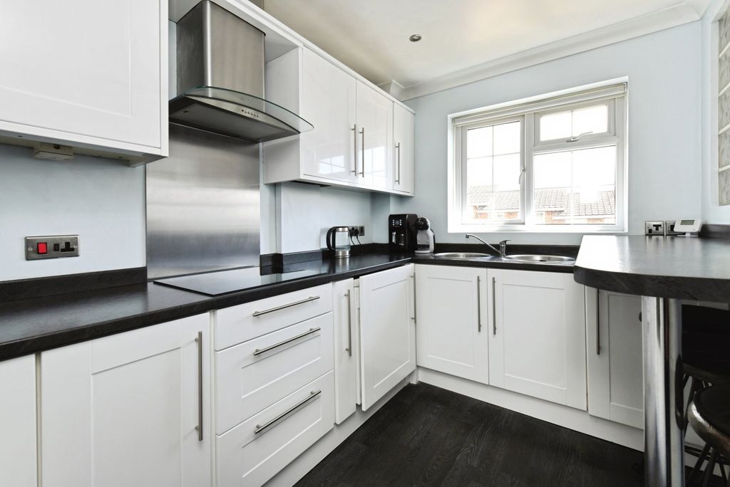 Property photo 2 of 14 Pbox-Img.Jpg