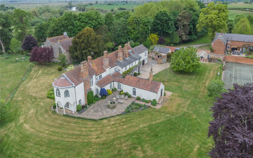 Additional image 17 of 7 bed detached house for saleKnaith Hall, Gainsborough Road, Knaith, Gainsborough DN21