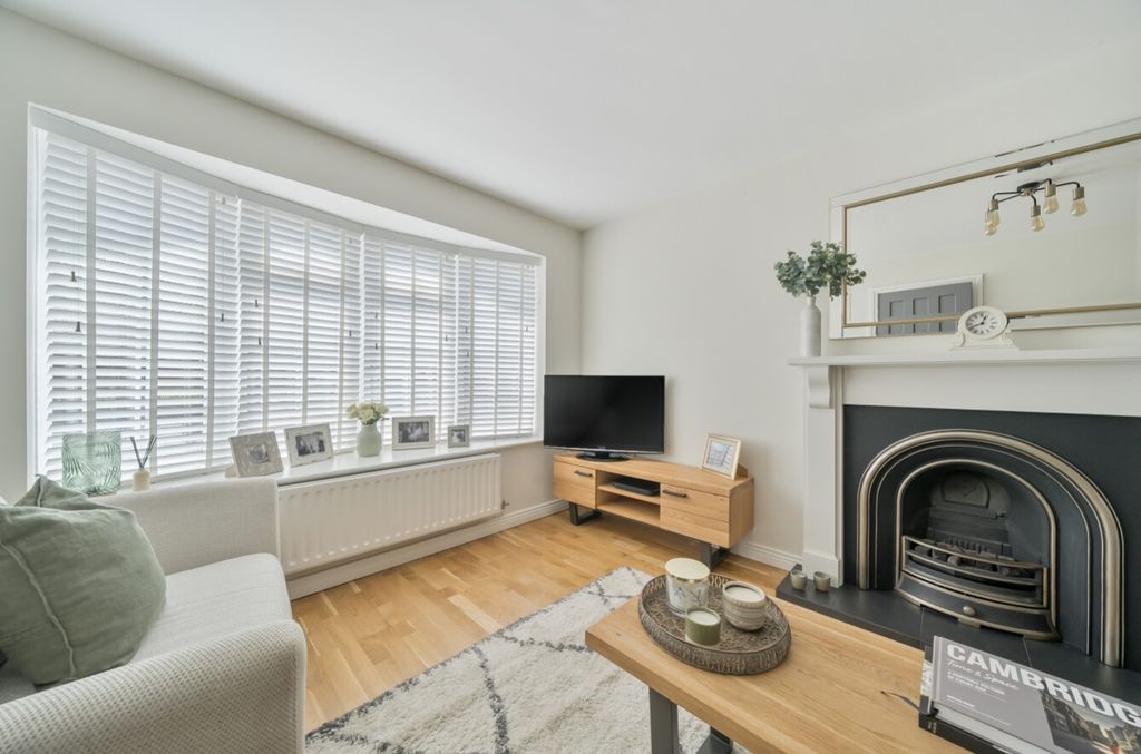 Property photo 2 of 23 1341171-16-689F814Ae4c12