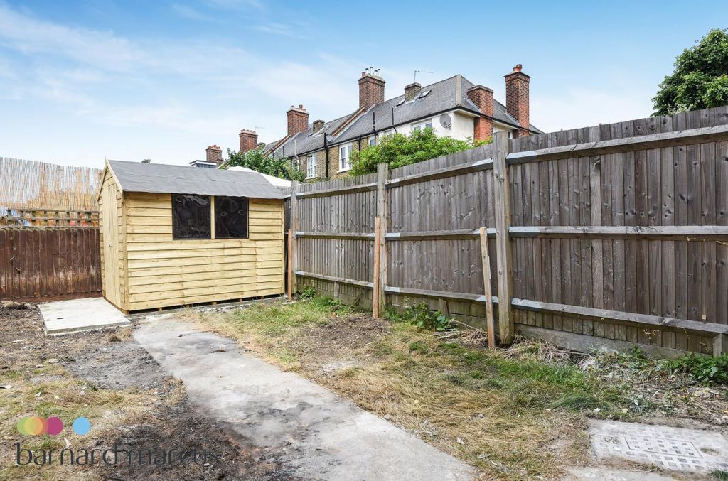 Property photo 1 of 9 Garden