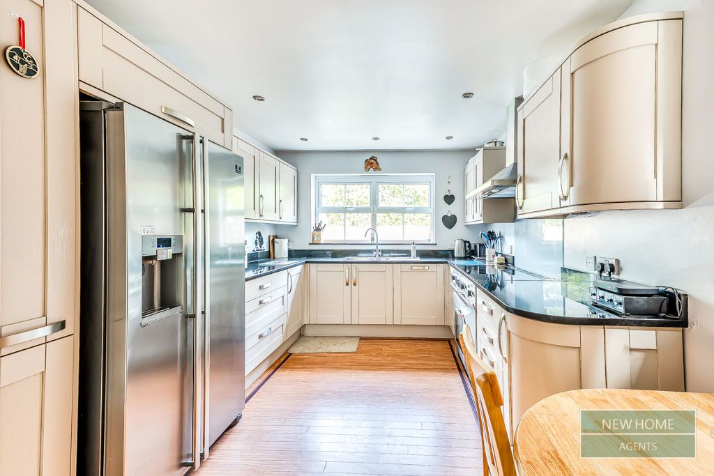 Property photo 3 of 20 Photo 15