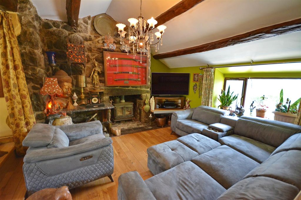 Property photo 2 of 29 Mwg_8748.Jpg