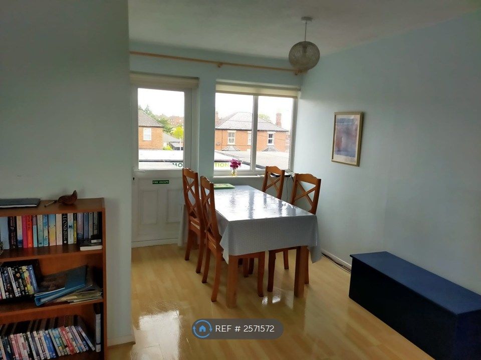 Property photo 3 of 8 Dining