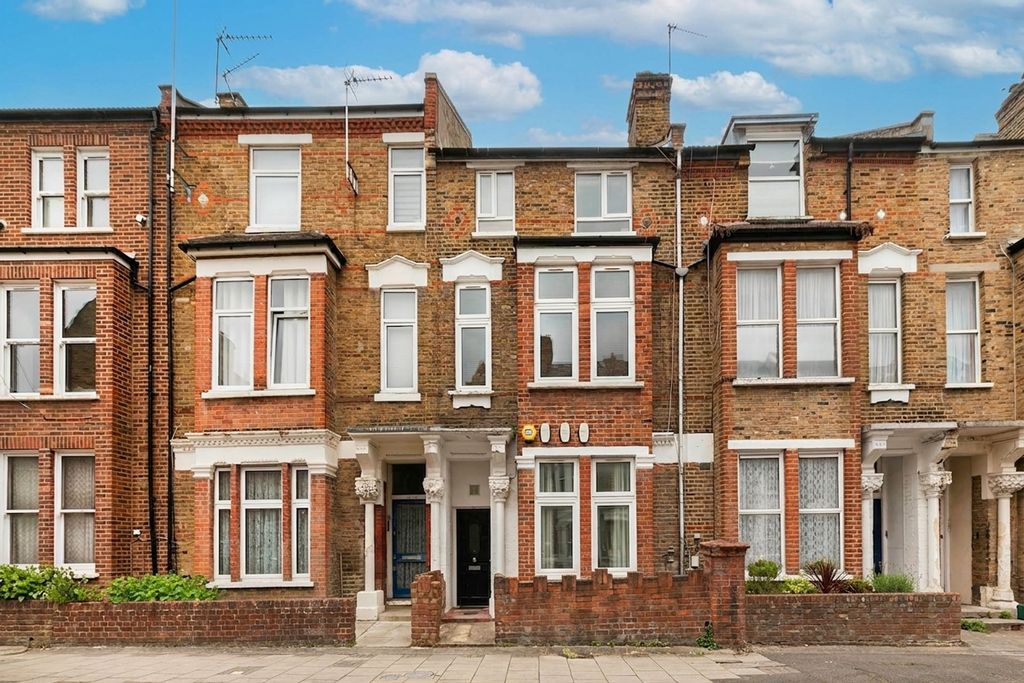 Property photo 1 of 16