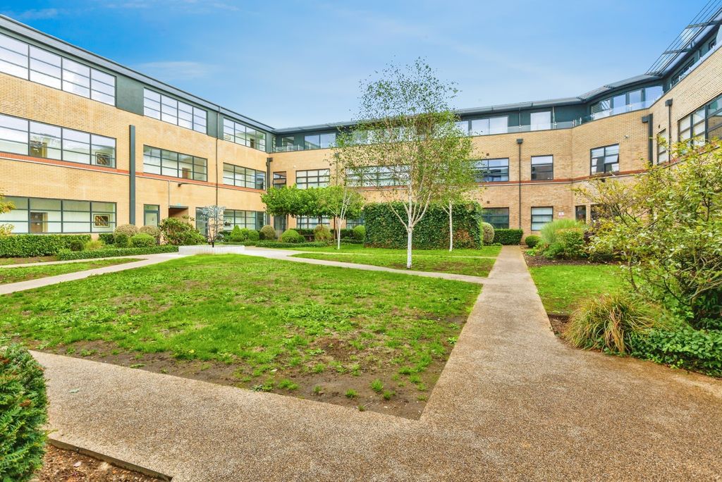 Property photo 1 of 12 Communal Garden