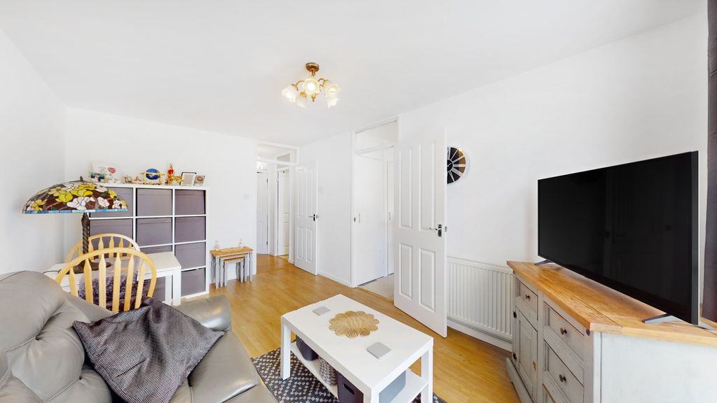 Property photo 1 of 10 5099190