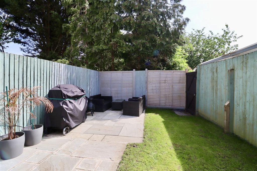 Property photo 3 of 14