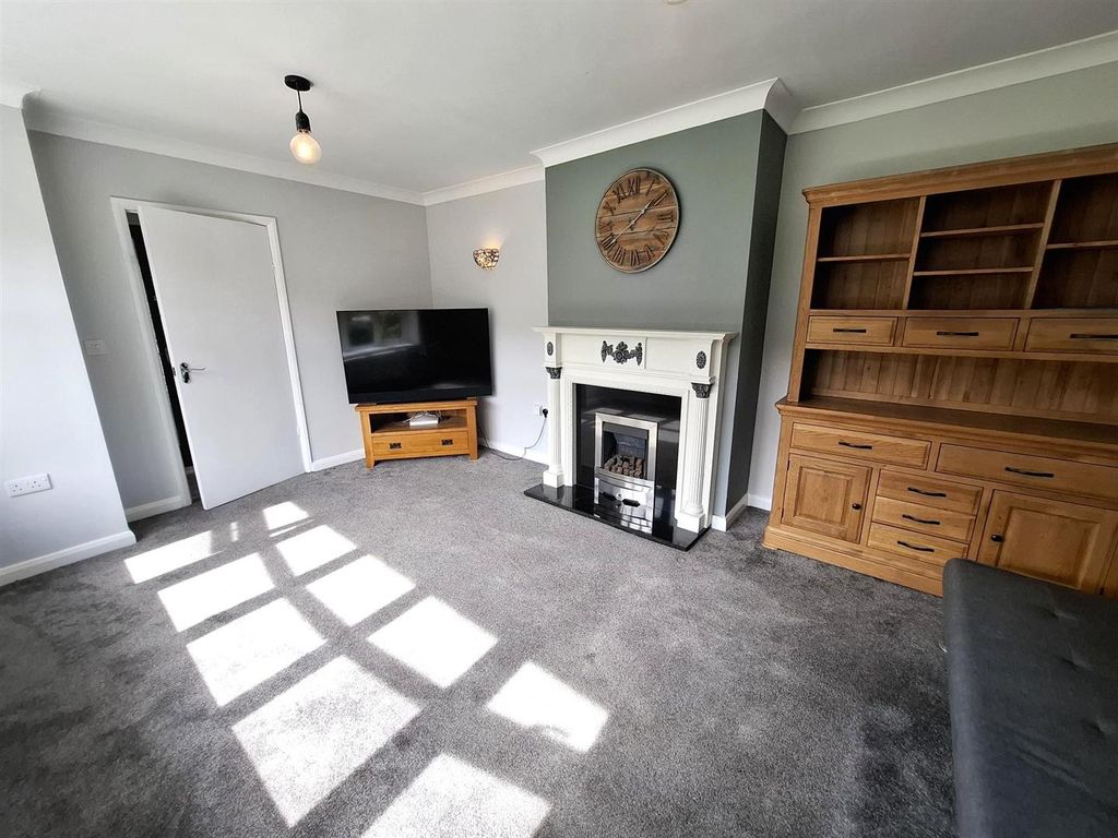 Property photo 2 of 31 1000134095.Jpg