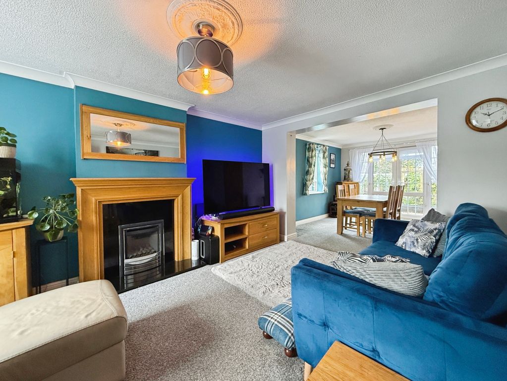 Property photo 3 of 25