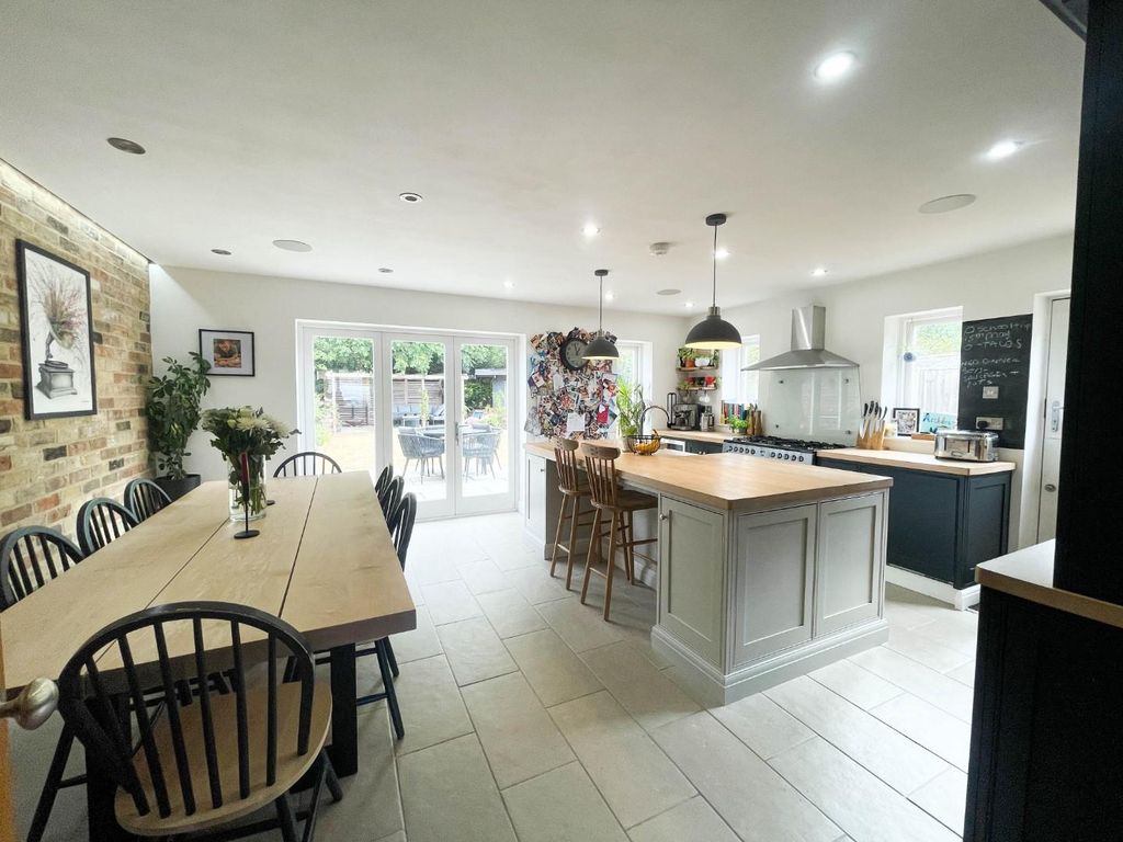 Property photo 2 of 23 Img_0446.Jpg