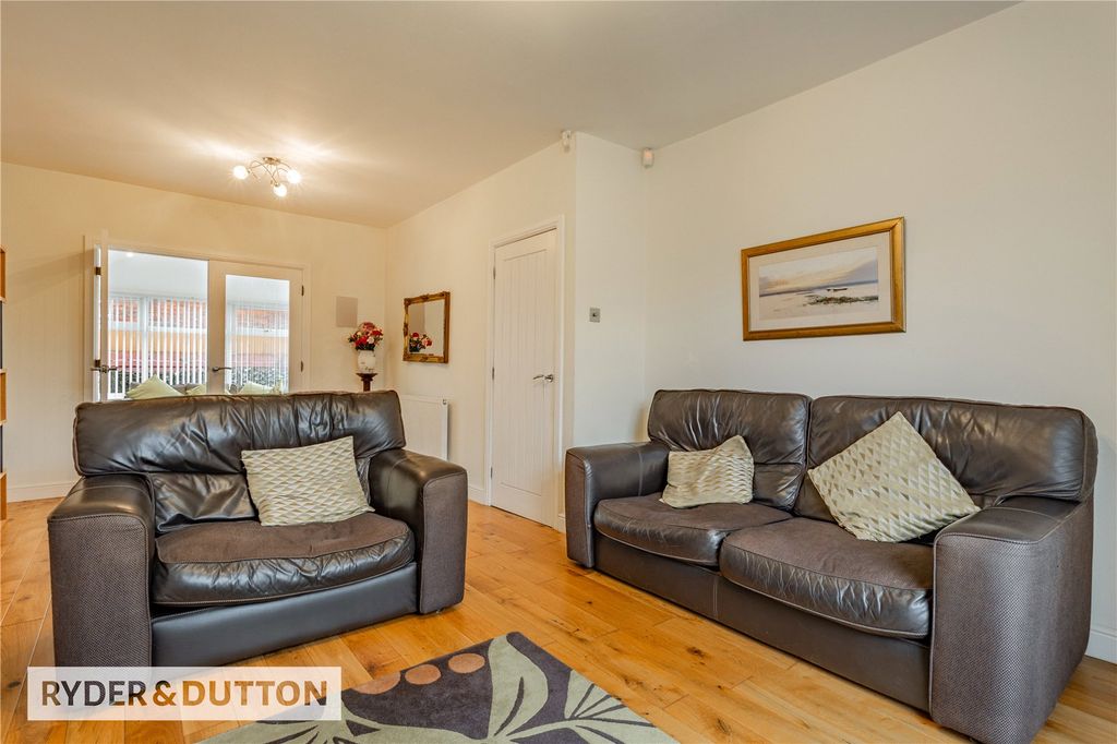 Property photo 3 of 28 Picture No. 13