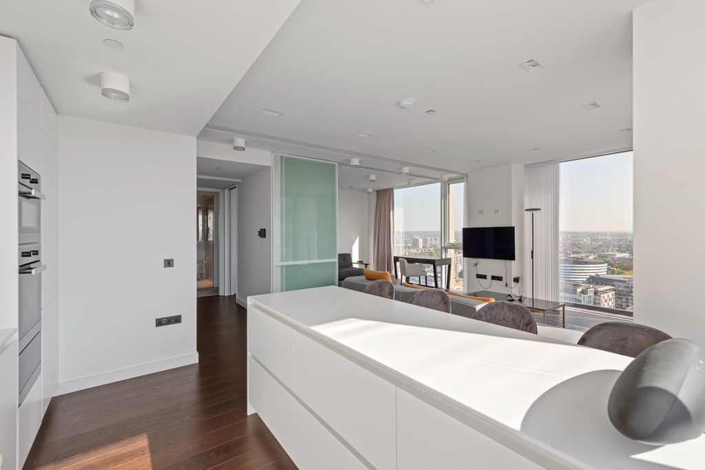 Property photo 2 of 16 094A9545