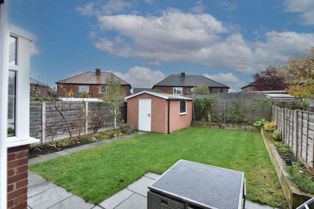 Property photo 2 of 22