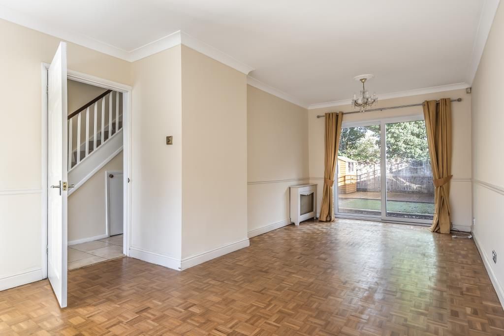 Property photo 1 of 10 Sitting/Dining Room
