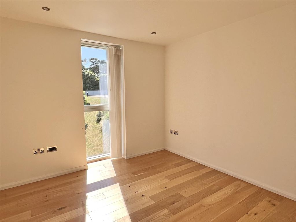 Additional image 12 of 2 bed flat for saleSea Road, Carlyon Bay, Carlyon Bay PL25