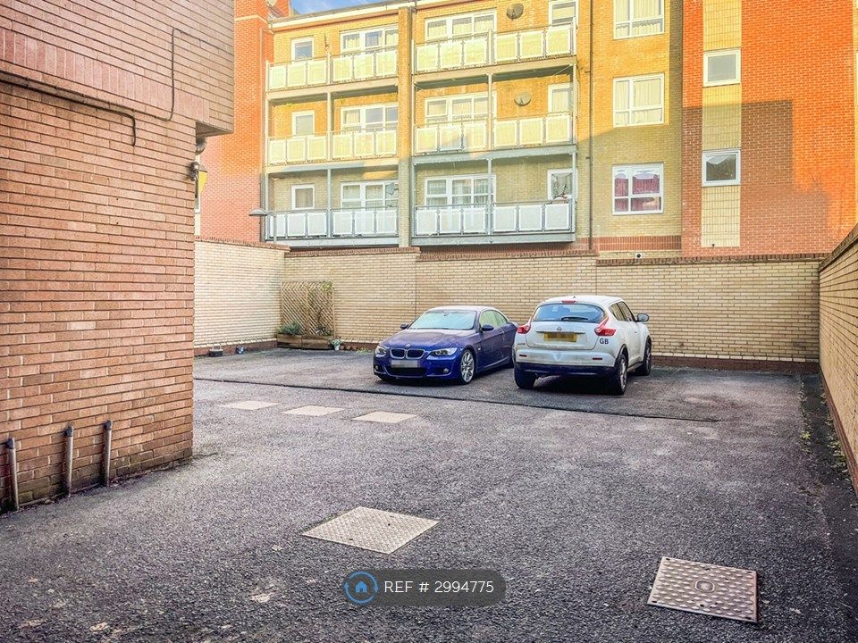 Property photo 2 of 14