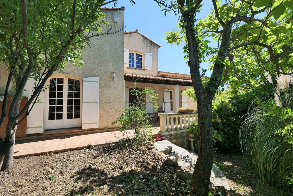 Property photo 1 of 14 Family Home With Great Potential On A 979 Sqm Plot In Les Viougues