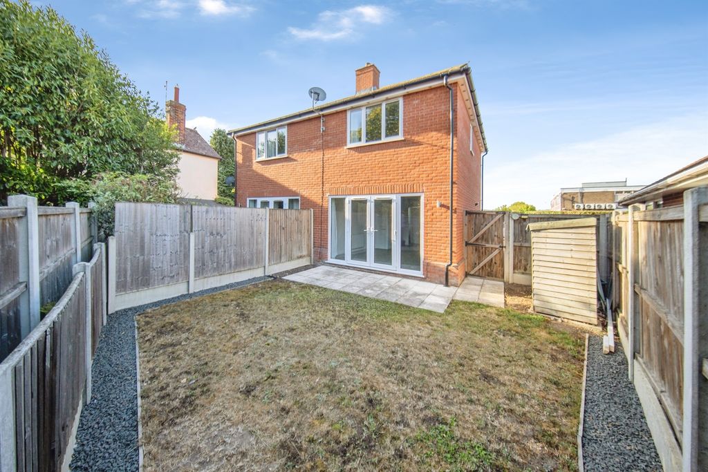 Property photo 2 of 16