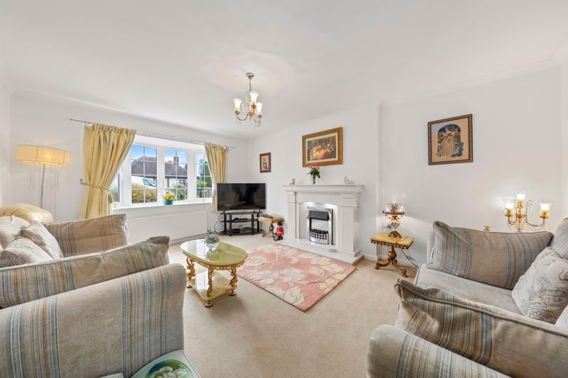 Property photo 1 of 22 Living-Room