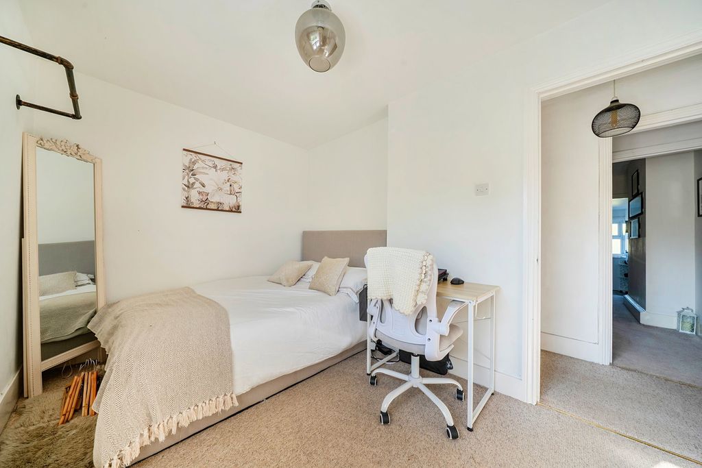Additional image 15 of 3 bed semi-detached house for saleStation Road, Lingfield RH7