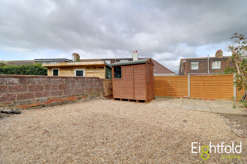 Property photo 3 of 10 Image