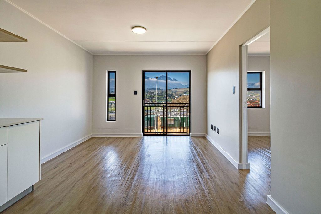 Property photo 1 of 26