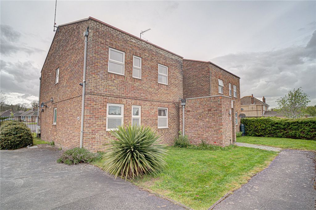 Property photo 1 of 8 Picture No. 01