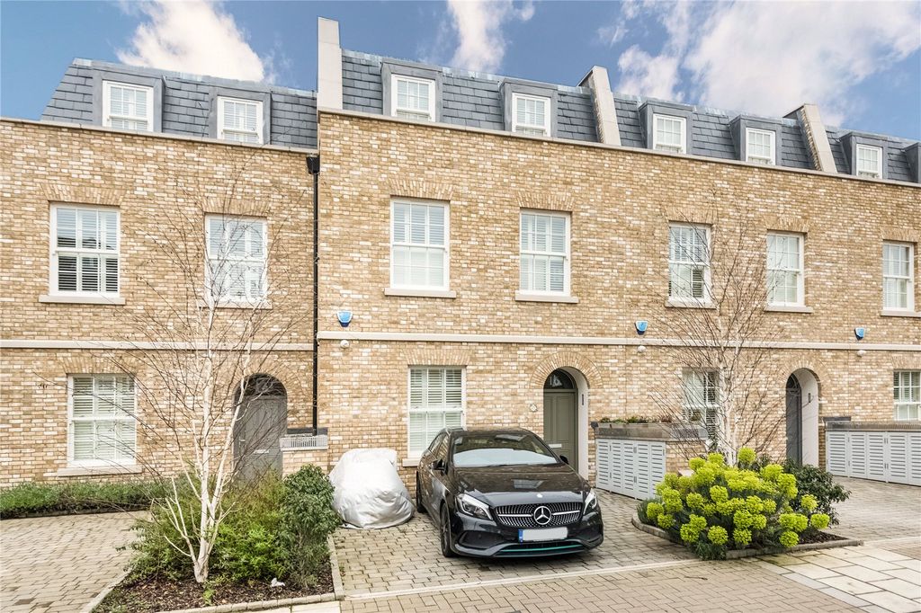 Property photo 2 of 14 Exterior