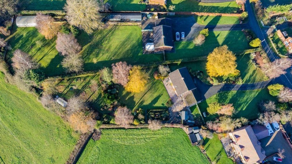 Property photo 2 of 21 Ariel Emilydimelowewemovewhitchurchandnantwich