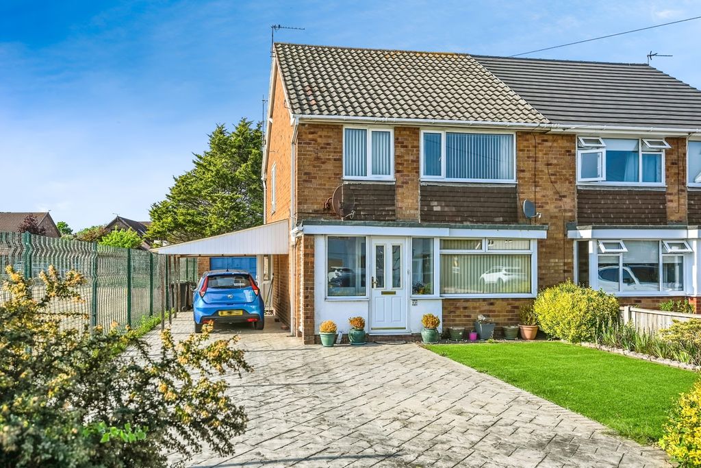 Property photo 1 of 15 Photo