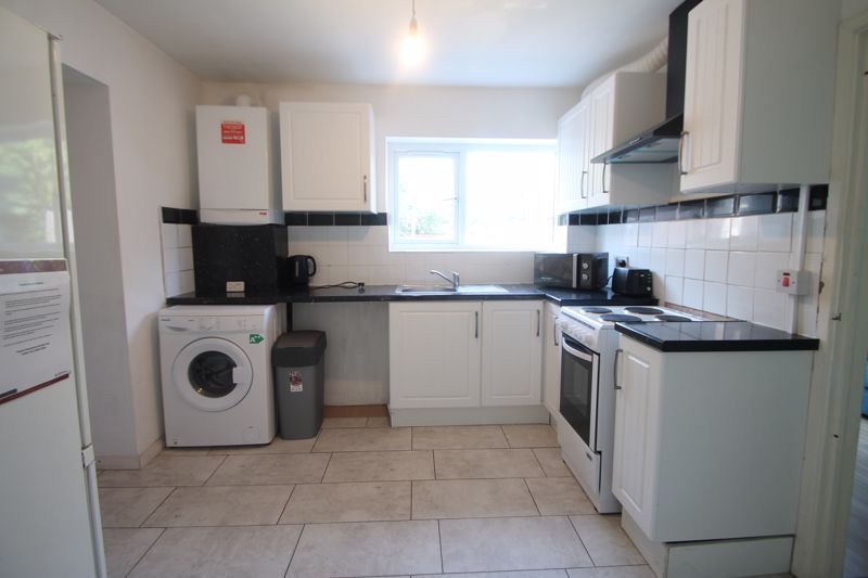 Property photo 2 of 10 Photo 6