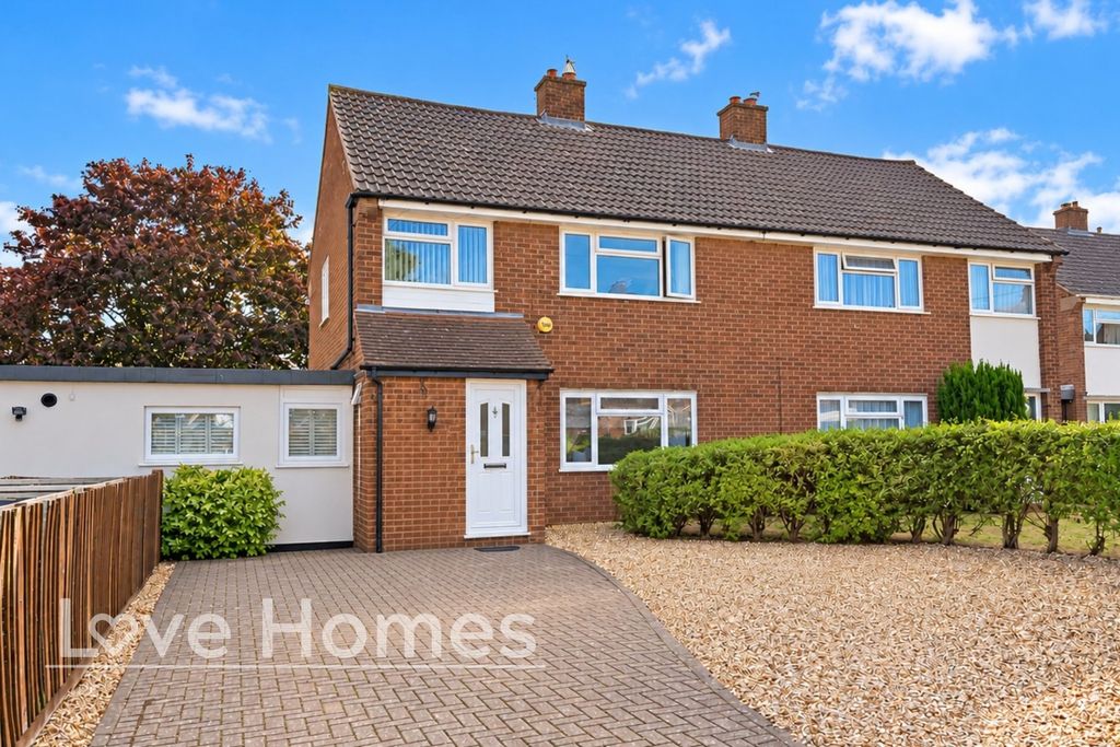 Property photo 1 of 13 5690661