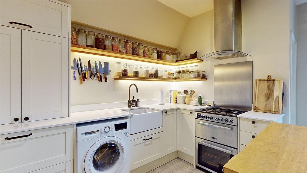 Property photo 3 of 25 P13.Jpg