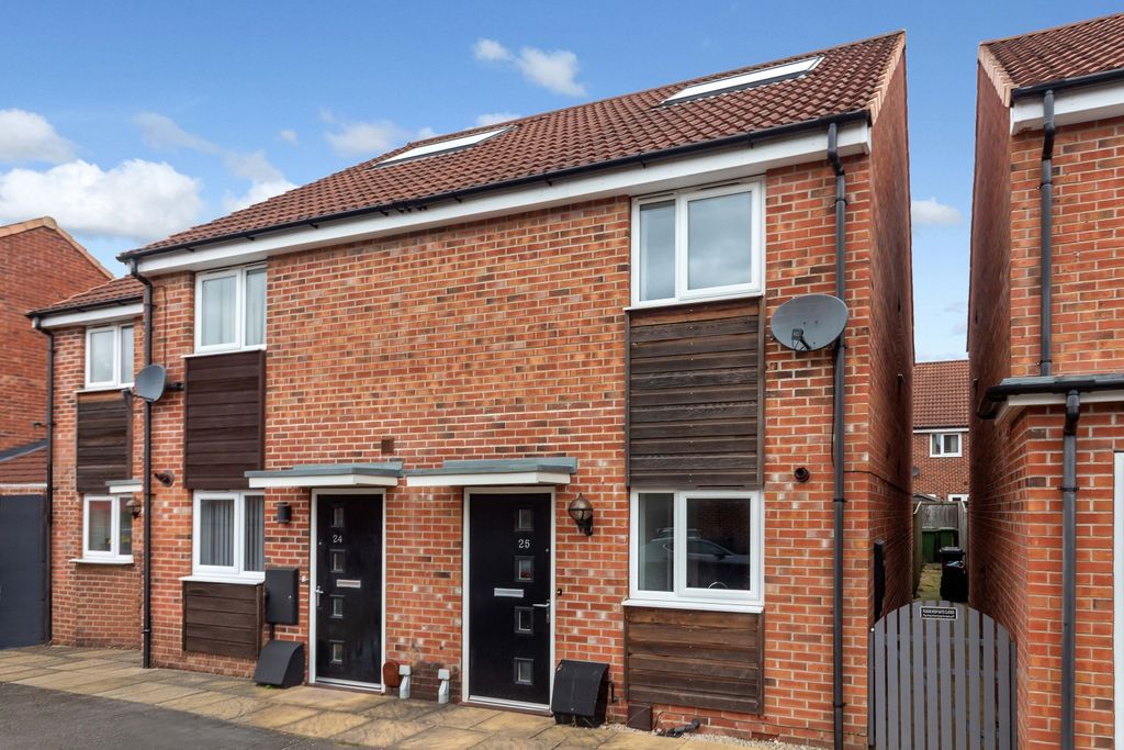 Property photo 1 of 12 Img_3592