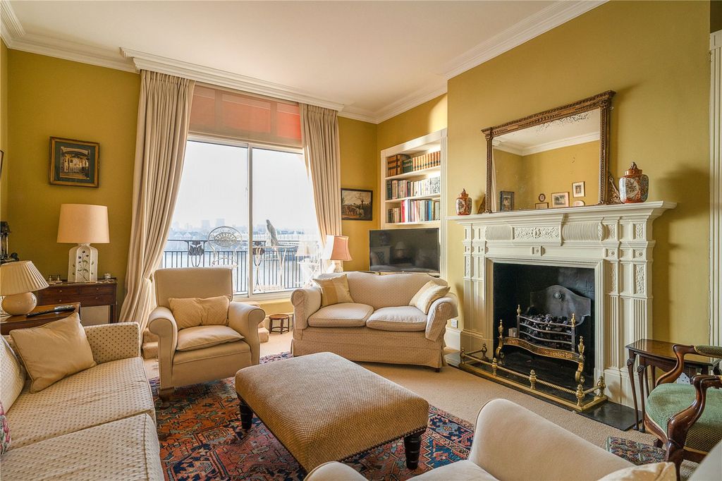Property photo 3 of 17 Reception Room