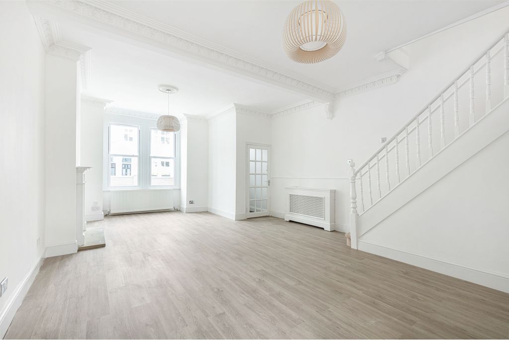 Property photo 1 of 20 31513_8