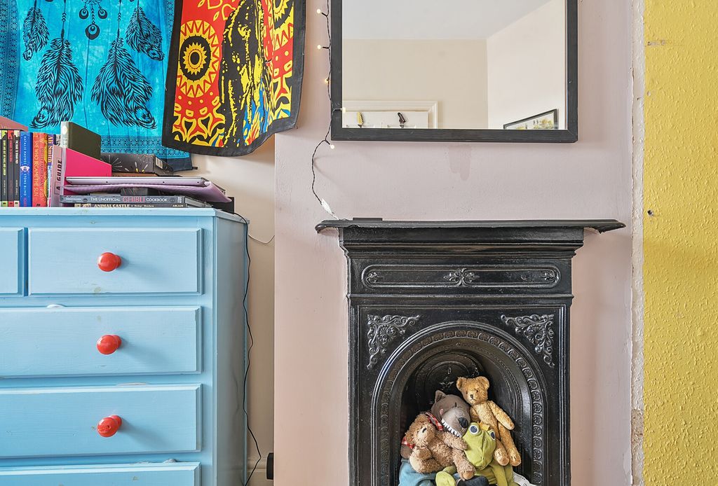 Property photo 2 of 21 1327022-8-6880d8E...