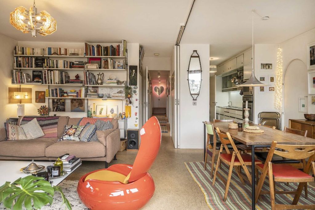 Property photo 3 of 23