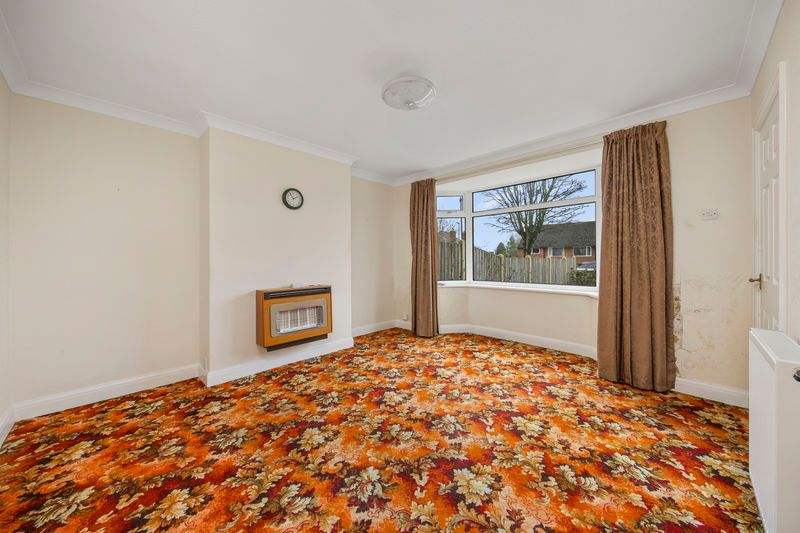 Property photo 2 of 33 Living Room