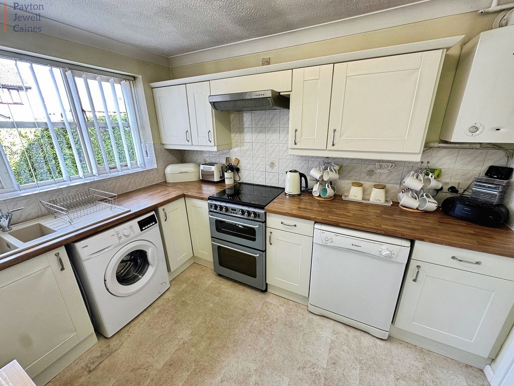 Property photo 3 of 15 Not Specified
