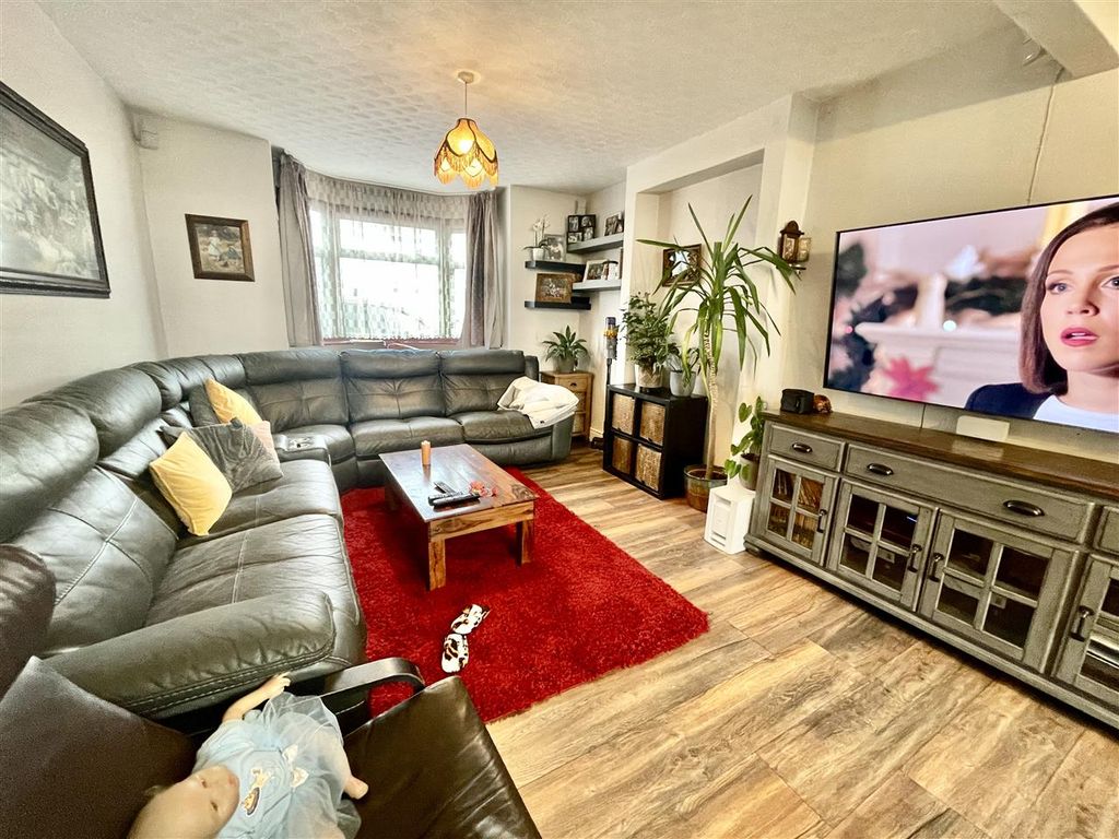 Property photo 1 of 9 Main Picture