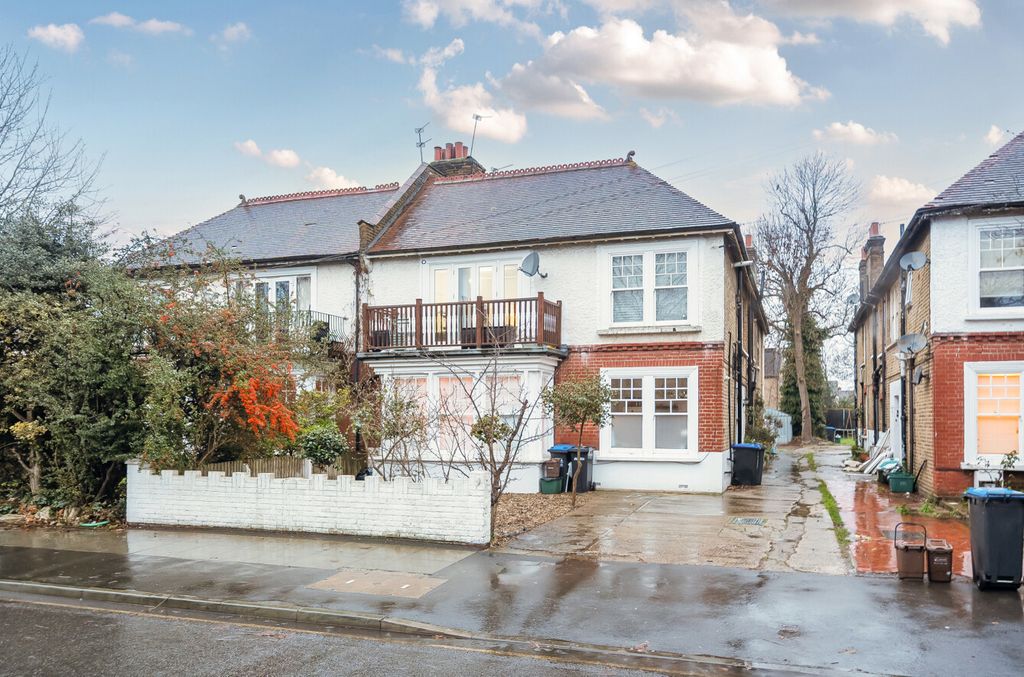 Property photo 1 of 15 1396327-16-695Fdf...