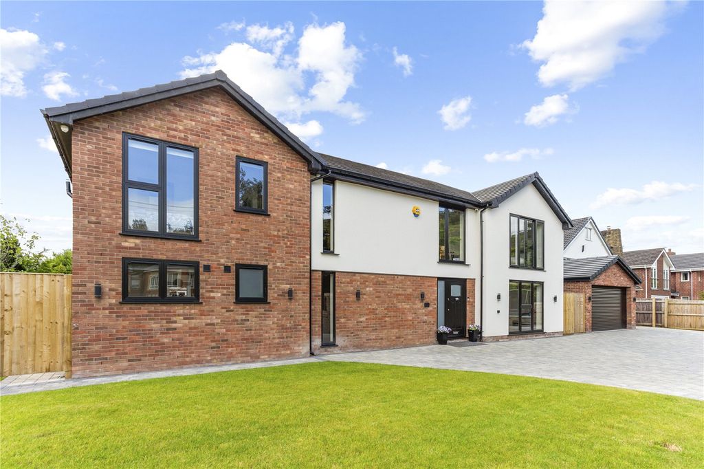 Property photo 2 of 18 65 Lache Lane