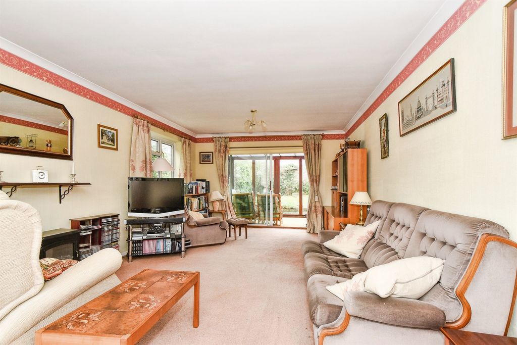 Property photo 3 of 23